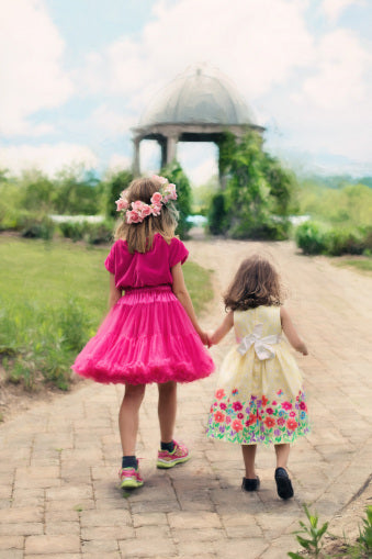 Weddings With Kids: Five Ways to Take the Stress Out Of RSVPing Yes