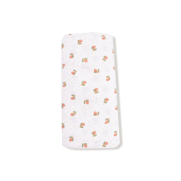Petite Pointe Fleur Swaddle Blanket