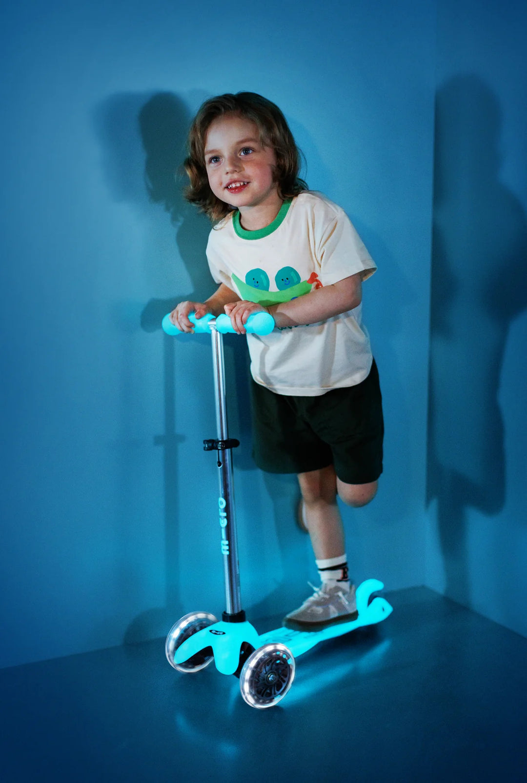 Micro Mini Glow Plus LED Scooter - Glacier Aqua