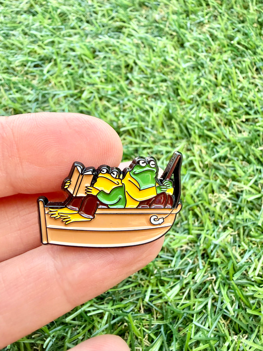 Frog & Toad Enamel Pin