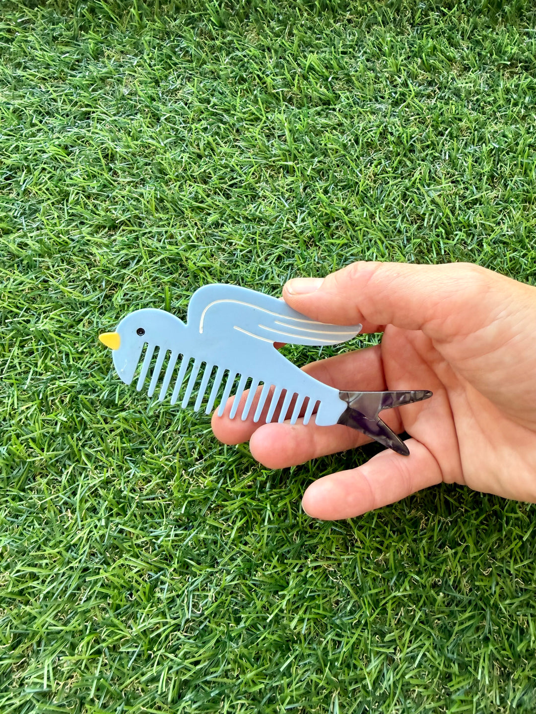 Quirky Comb