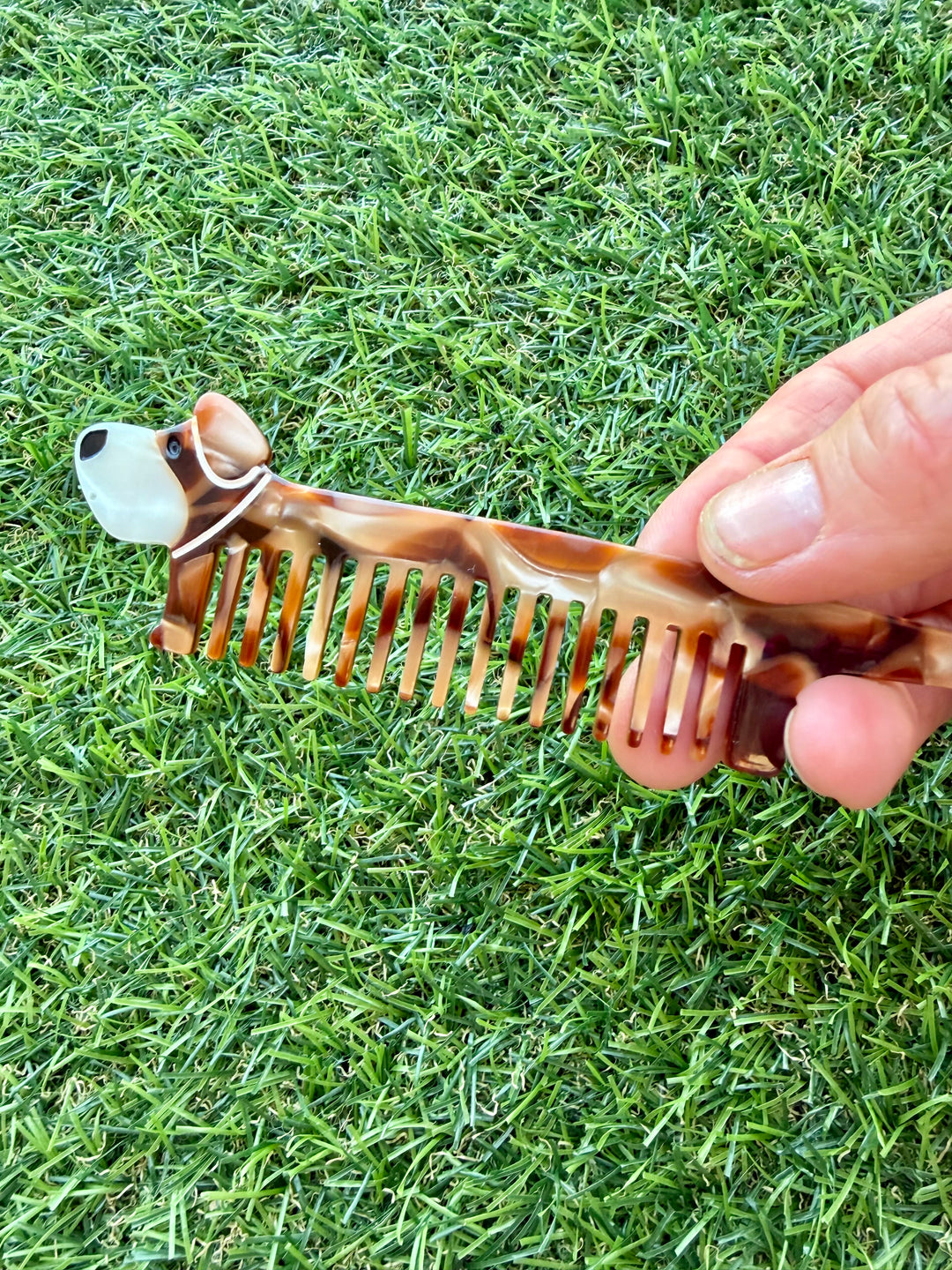Quirky Comb