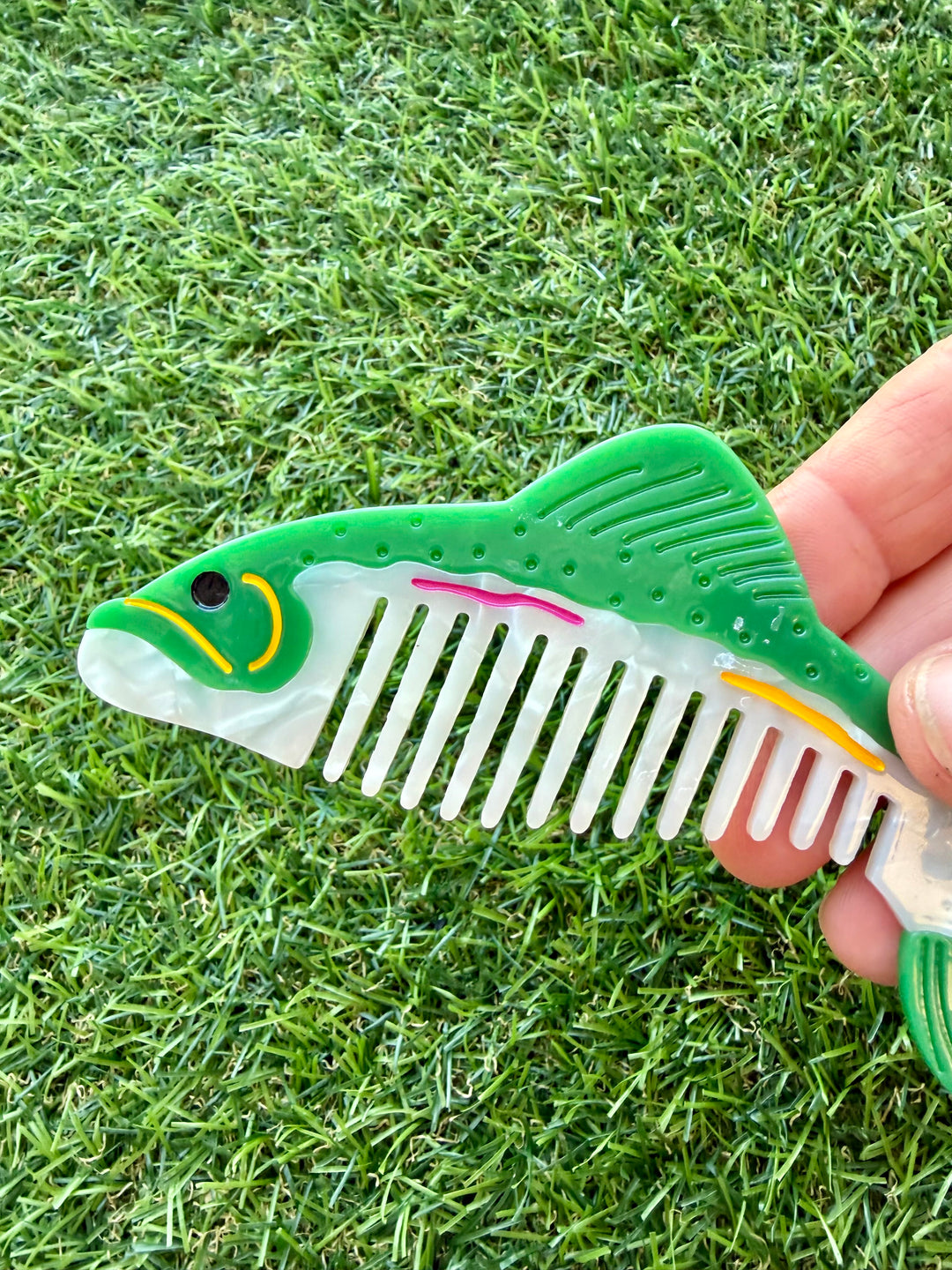 Quirky Comb