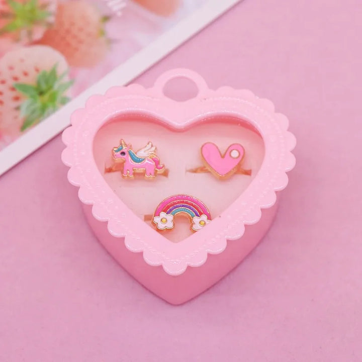 Heart Shaped Box Ring Set