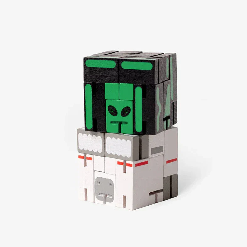 Astronaut Alien Cubebot