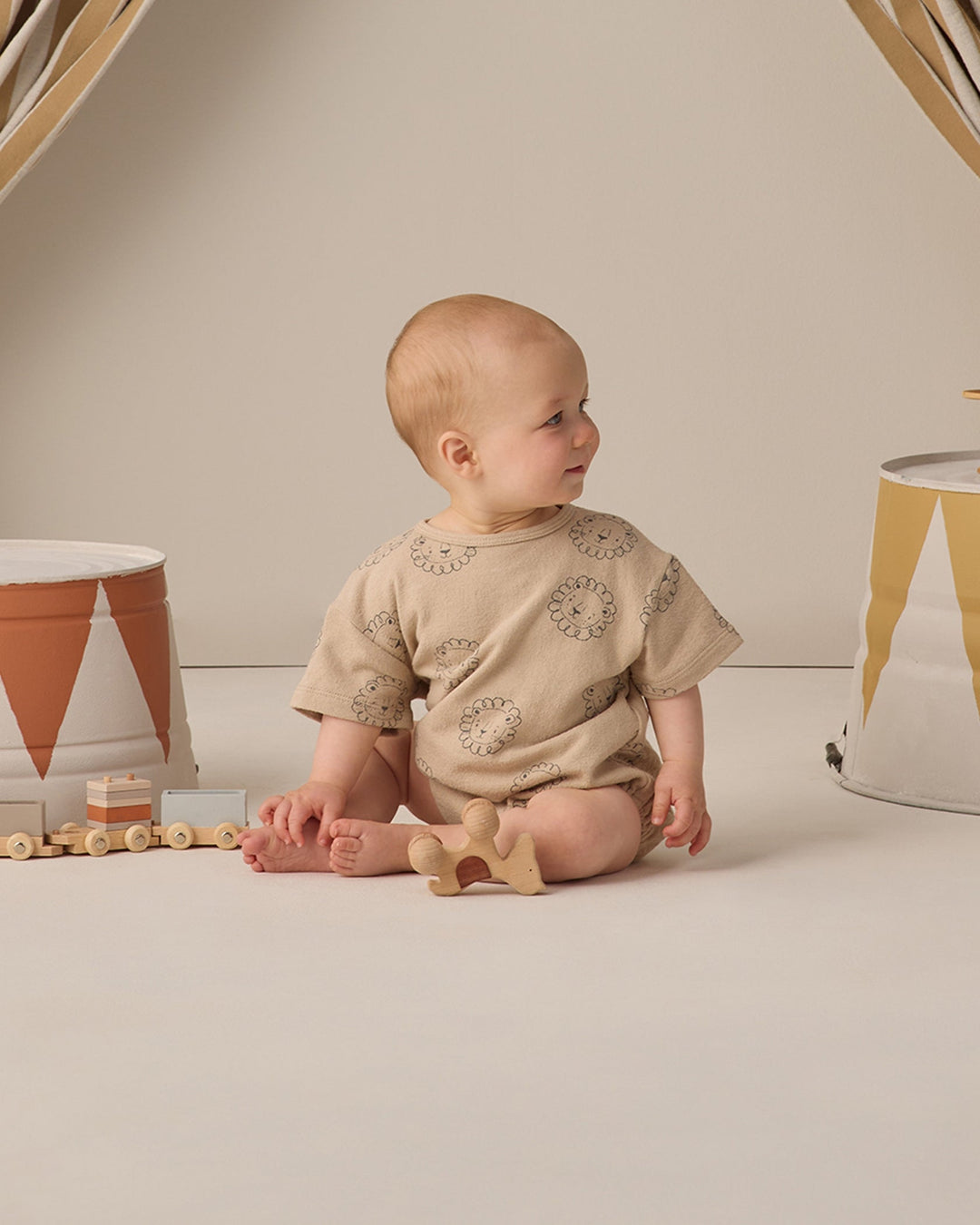 Oat Lion Relaxed S/S Bubble Romper