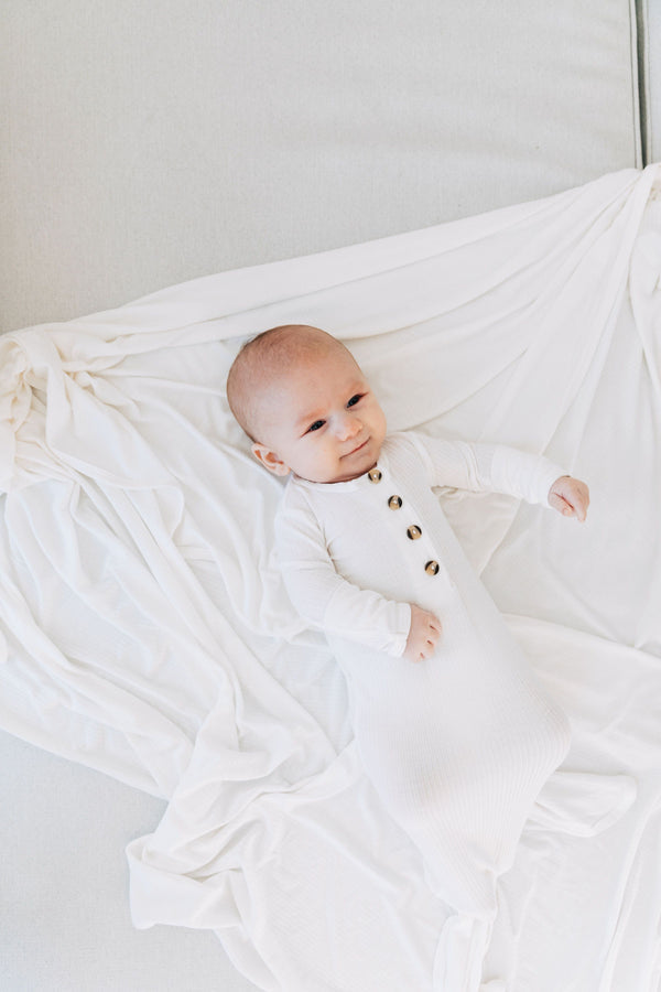Wren White Ribbed Knotted Gown