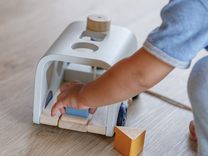 Sorting Bus (Orchard)