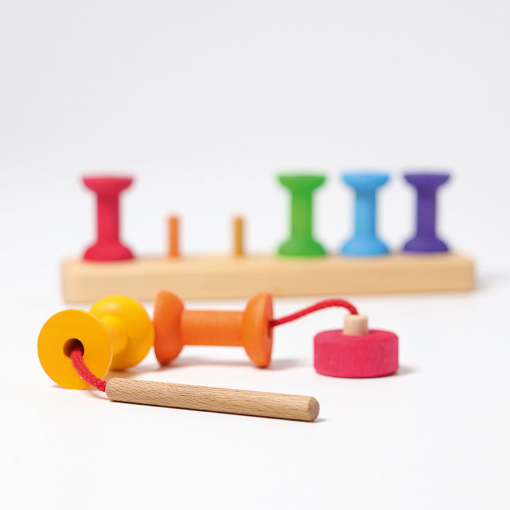 Small Bobbins Thread Game