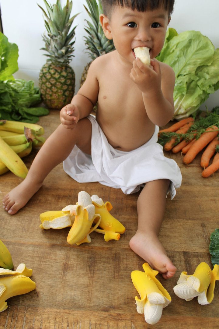 Ana the Banana Teether