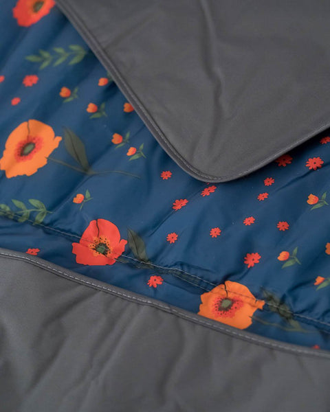 5' x 5' Outdoor Blanket - Midnight Poppy