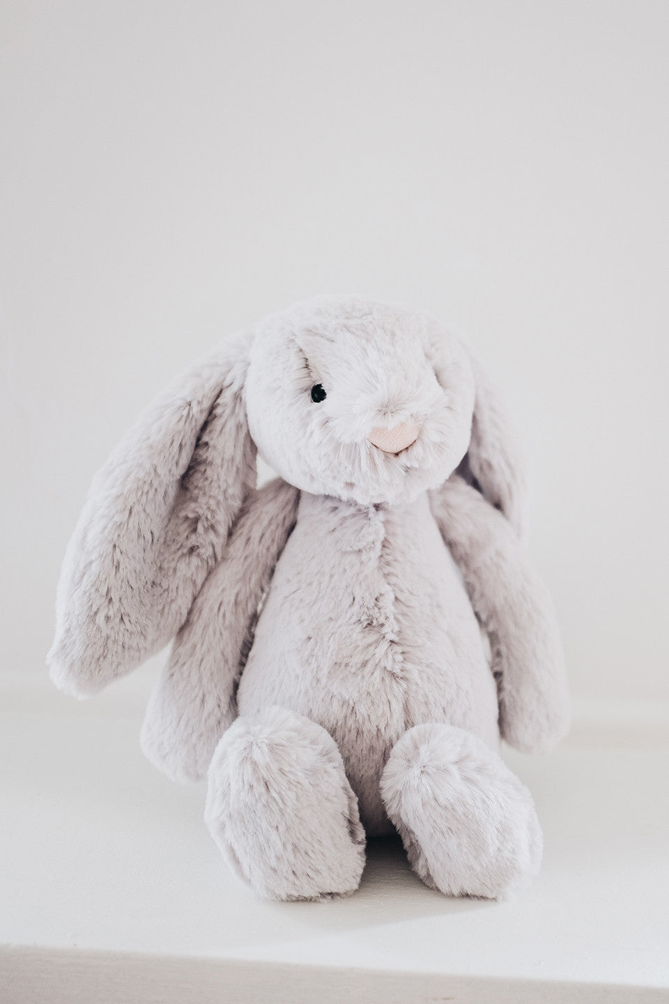 Bashful Grey Bunny Medium Cub Shrub 4096