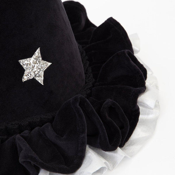 Ruffle Starry Pointed Black Hat