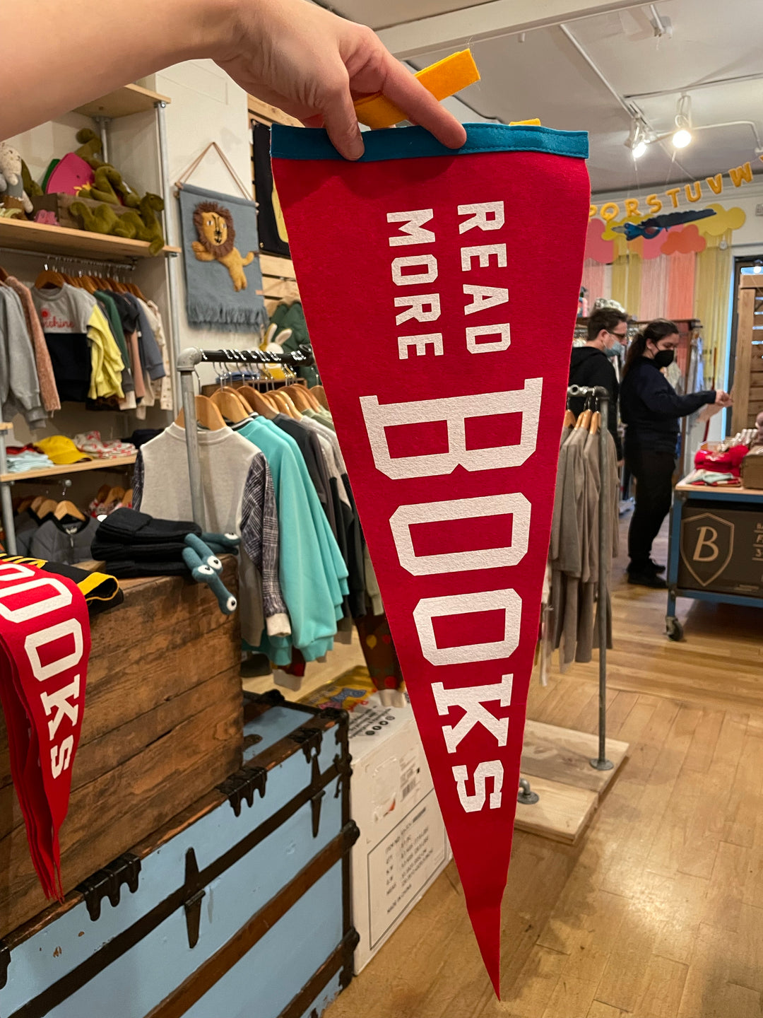 Read More Books Pennant