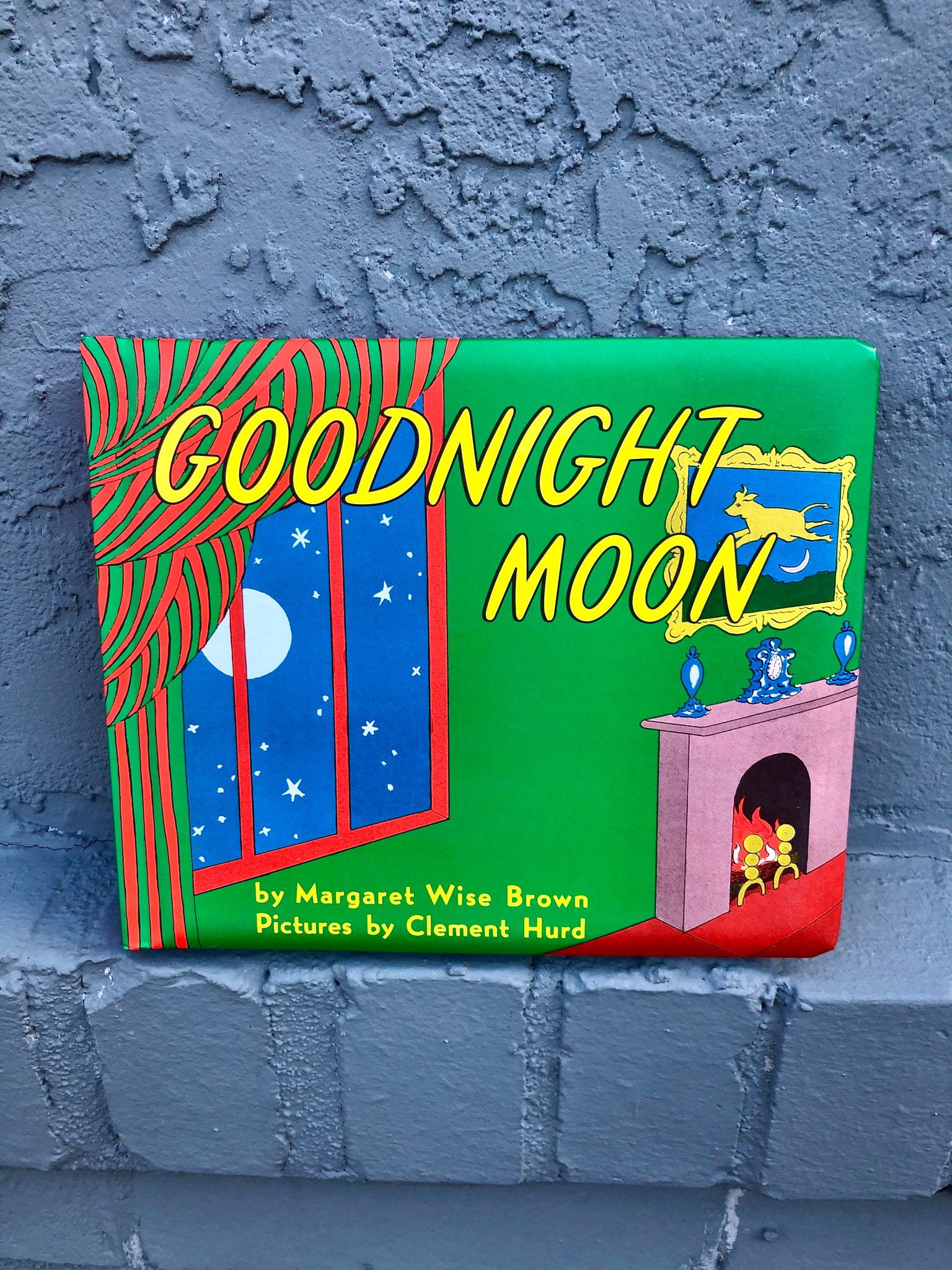 Goodnight Moon Padded Board Book – Cub Shrub
